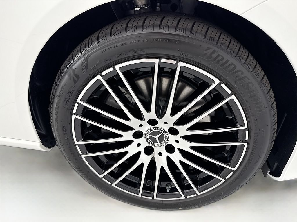 New 2026 Polar White Mercedes-Benz C 300 image 32