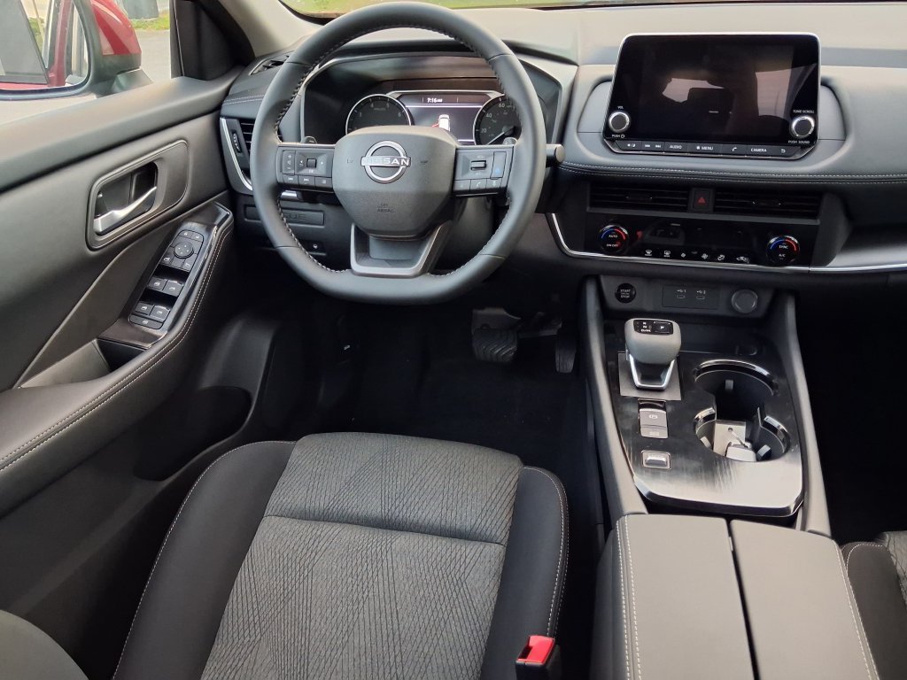 New 2027 Red Nissan SV image 6