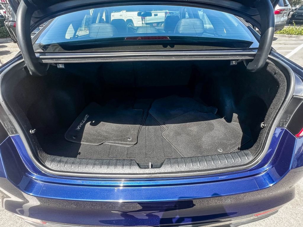 Used 2016 Blue Kia EX image 26