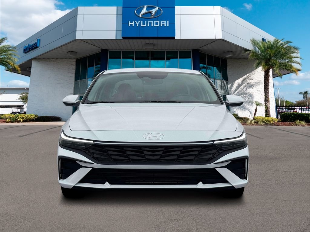 New 2026 White Hyundai SE image 32