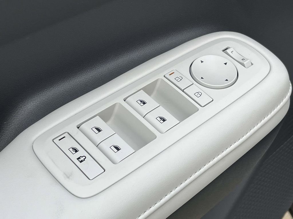 2026 Hyundai Santa Fe SEL - Photo 12