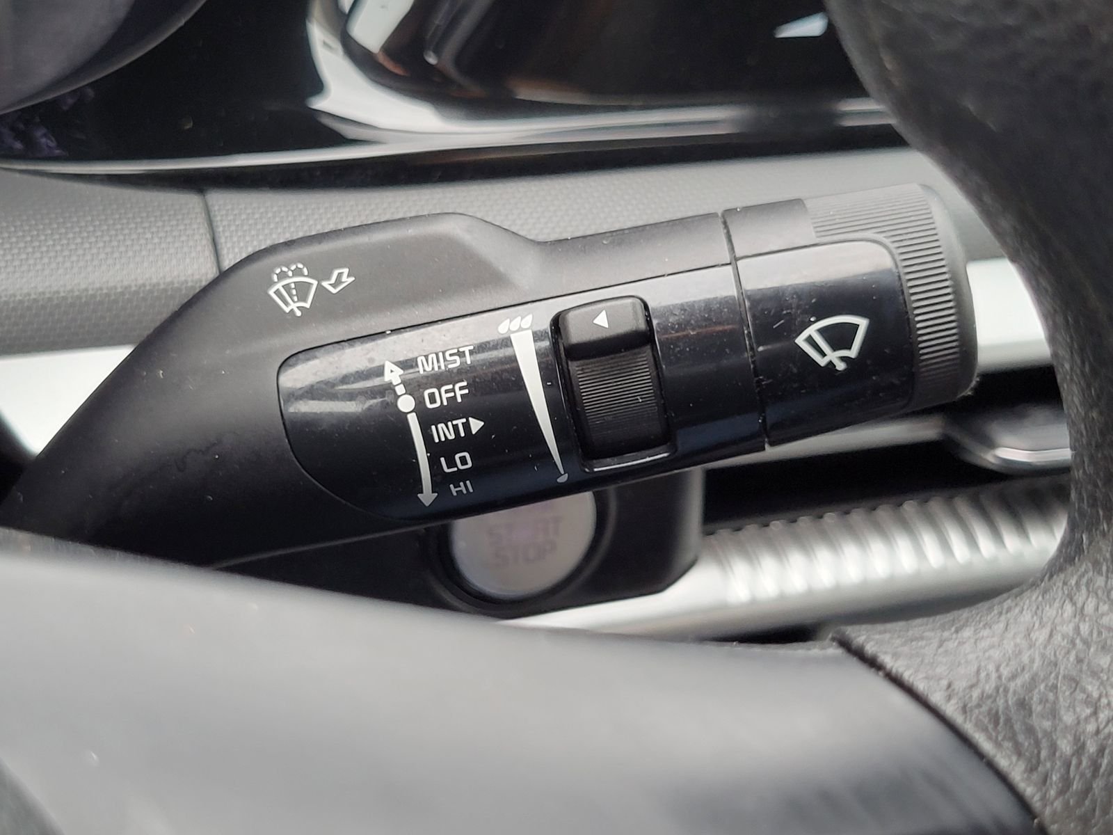 Certified Used 2024 Gray Kia LXS image 15