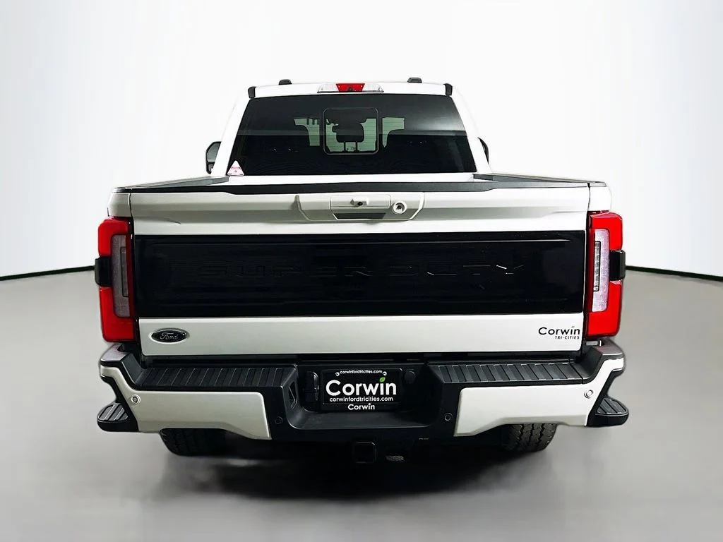New 2026 Star White Metallic Tri-Coat Ford Platinum image 14