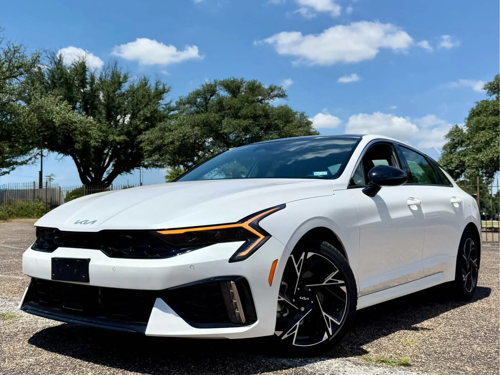 2025 Kia Optima GT-Line FWD's photo