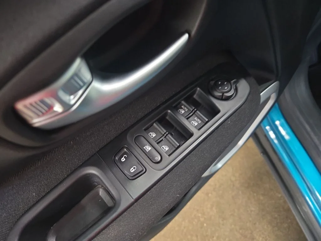 2021 Jeep Renegade Latitude - Photo 15