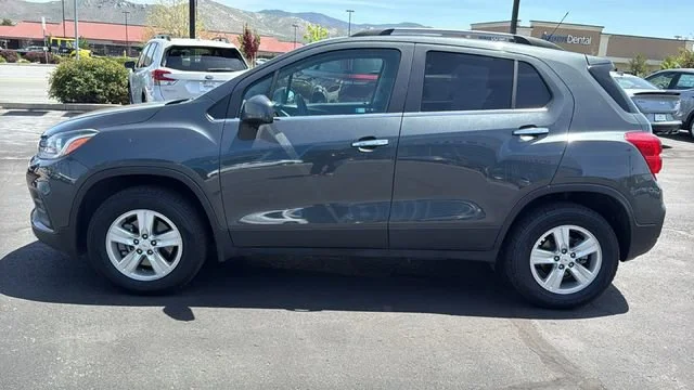 Used 2018 NIGHTFALL GRAY METALLIC Chevrolet LT image 6