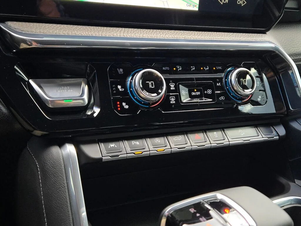 Used 2026 Black GMC Denali image 29