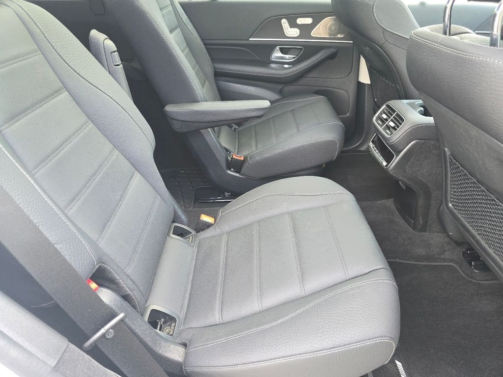 Certified Used 2026 Polar White Mercedes-Benz GLS 450 image 21