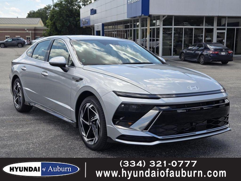 New 2026 Silver Hyundai SEL Sport image 1