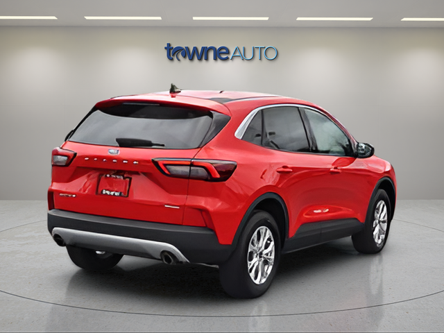 Used 2024 Red Ford Active image 5