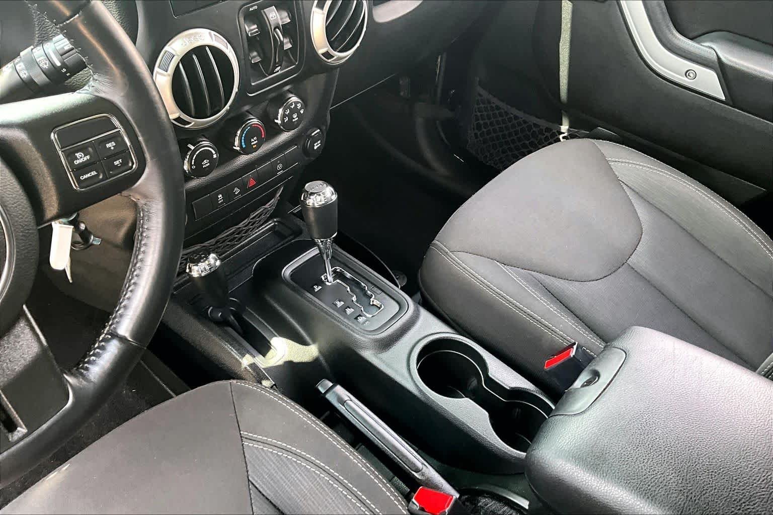 Used 2017 Black Clearcoat Jeep Sahara image 15