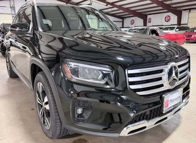2025 Mercedes-Benz GLB 250