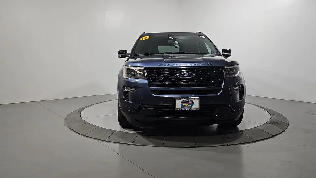 Used 2018 Blue Ford Sport image 9