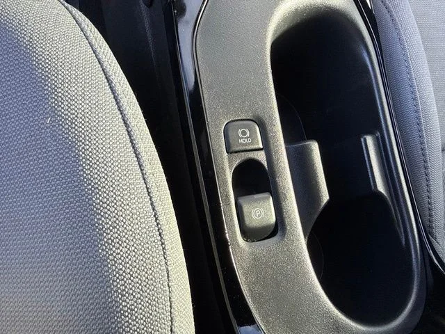 Used 2025  Toyota SE image 6