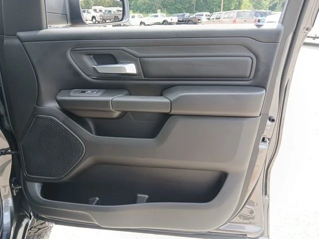 New 2026 Granite Crystal Metallic Clearcoat RAM Warlock image 29
