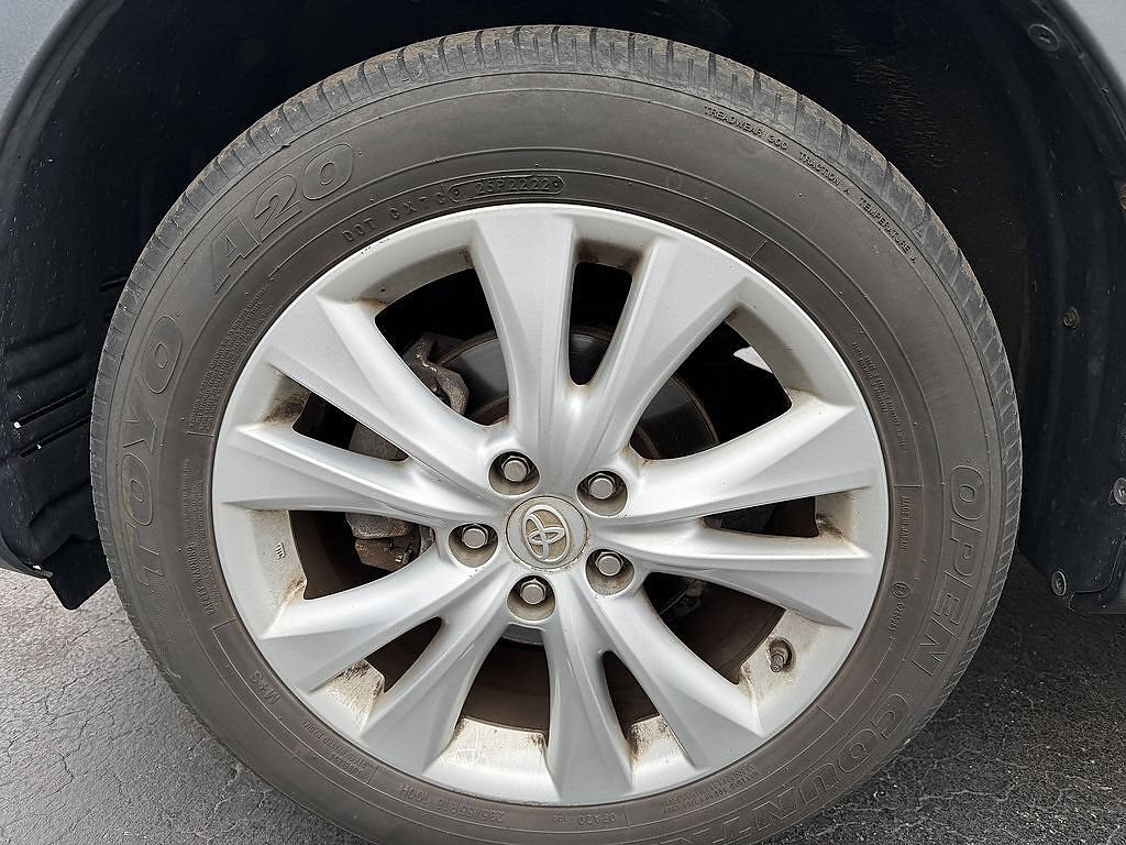 Used 2013 Magnetic Gray Metallic Toyota Limited image 21