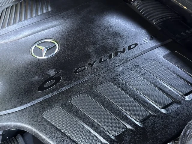 Used 2020 Gray Mercedes-Benz 4MATIC® image 37