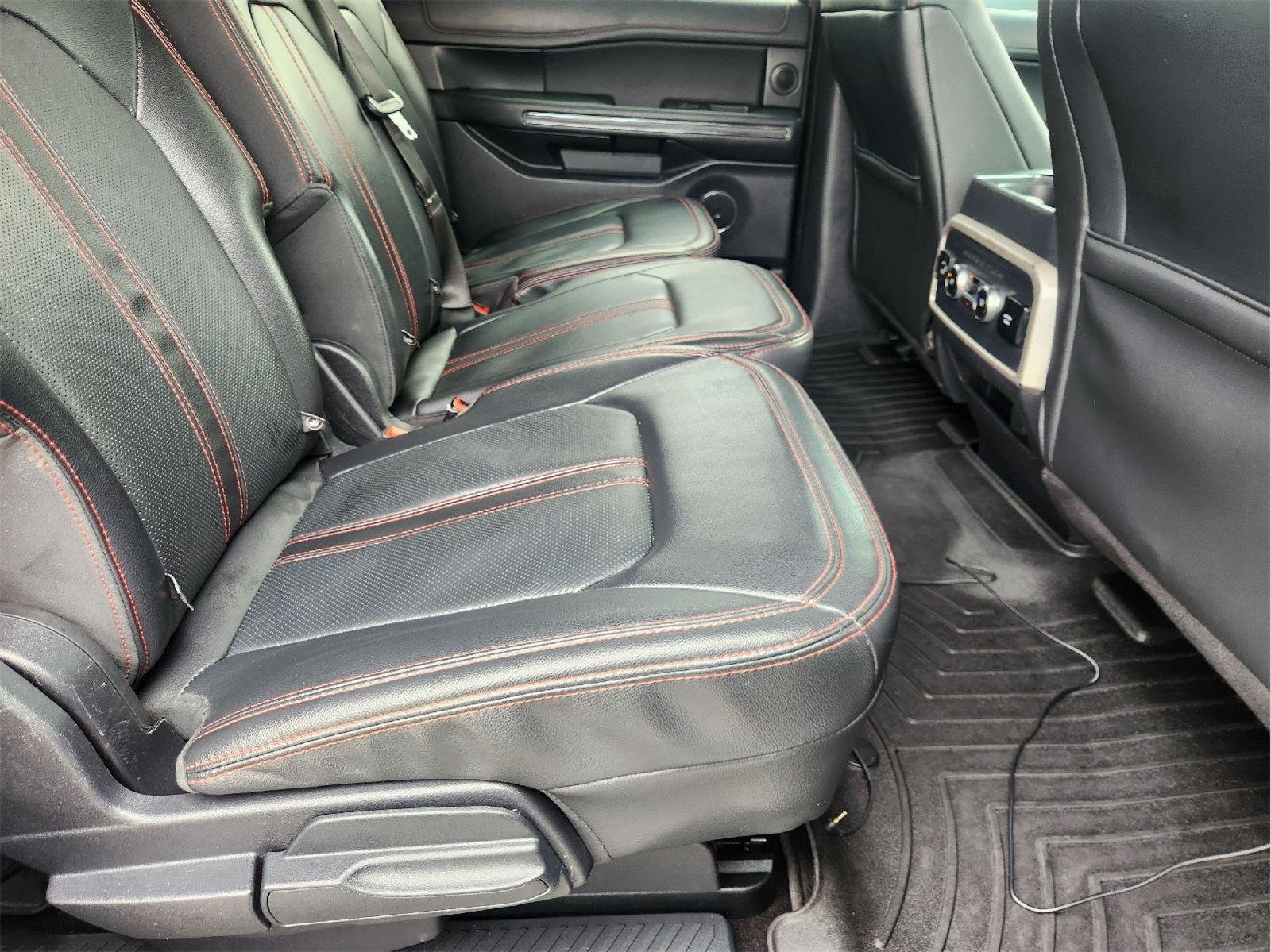 2022 Ford Expedition Max photo 33 of 35
