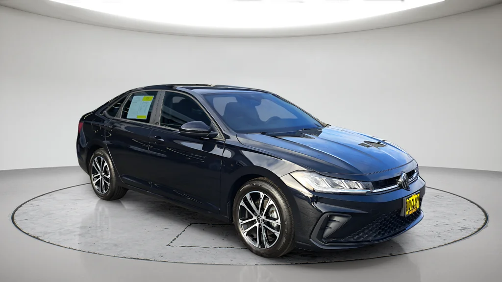 Used 2026 Black Volkswagen 1.5T Sport image 1