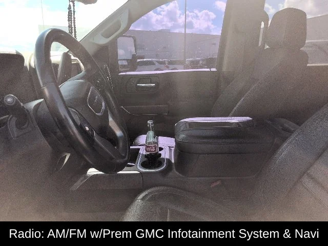 Used 2022 White GMC Denali image 12
