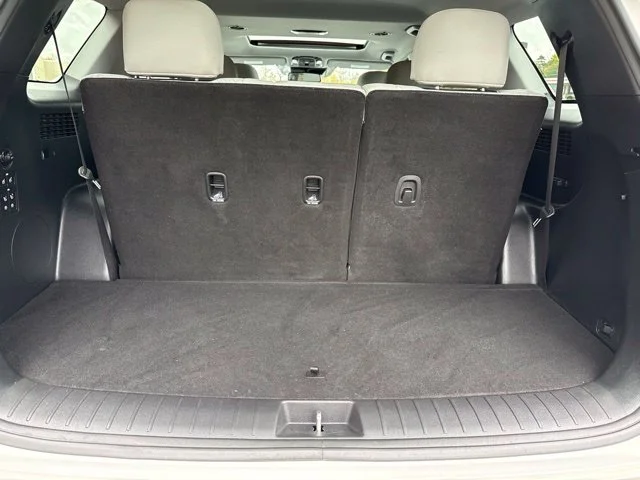Used 2020 White Hyundai SEL image 21