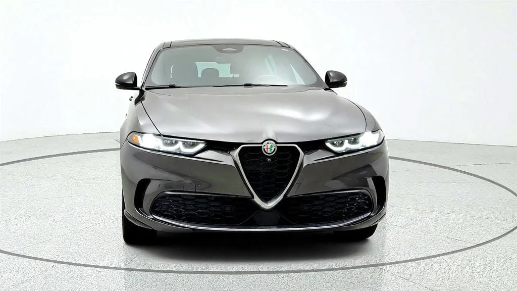 Used 2024 Grigio Ascari Metallic Alfa Romeo Ti EAWD w/ Active Assist Package & Premium Interior image 2
