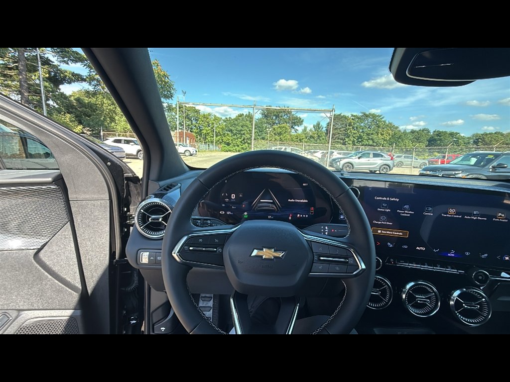 2025 Chevrolet Blazer EV LT - Photo 11