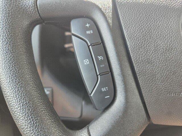 Used 2025 Summit White Chevrolet LT image 15