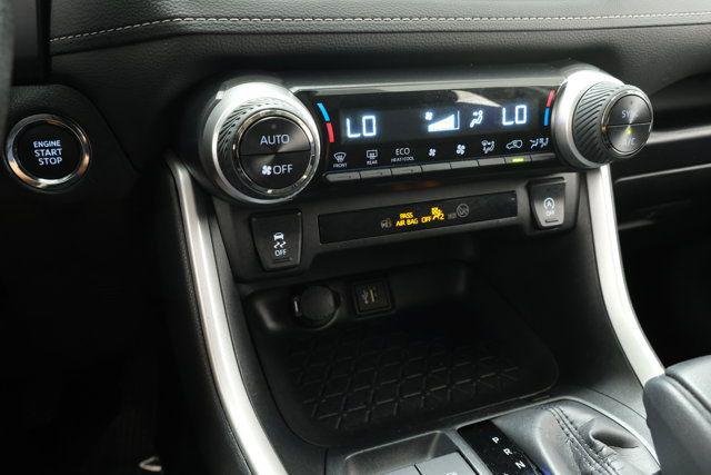 Certified Used 2025 ICE CAP Toyota  image 20