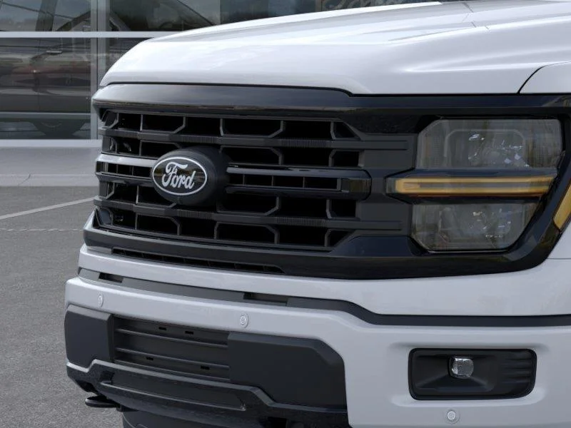 New 2026 Oxford White Ford XLT image 17