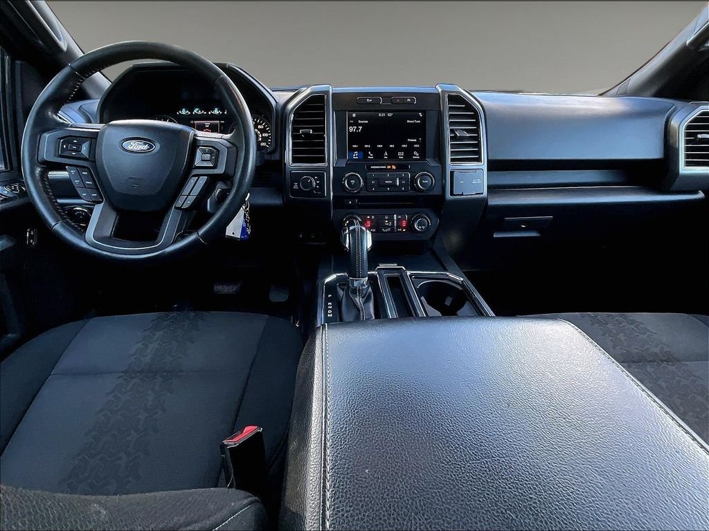 Used 2018 Lightning Blue Ford XLT image 21