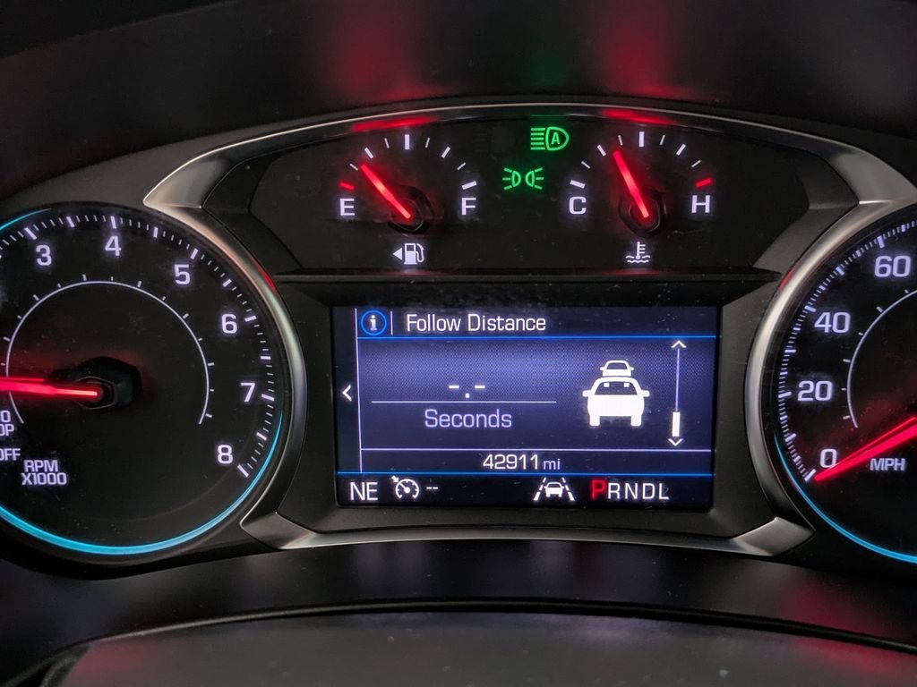 Used 2023 MOSAIC BLACK METALLIC Chevrolet LT image 31