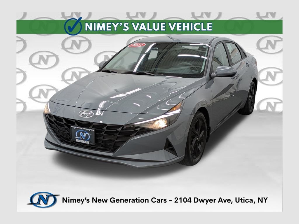 Used 2023 Gray Hyundai SEL image 1