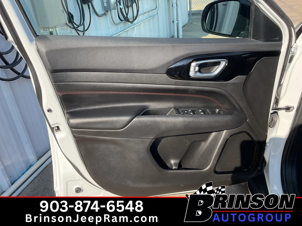 Used 2025 Bright White Clearcoat Jeep Trailhawk image 24