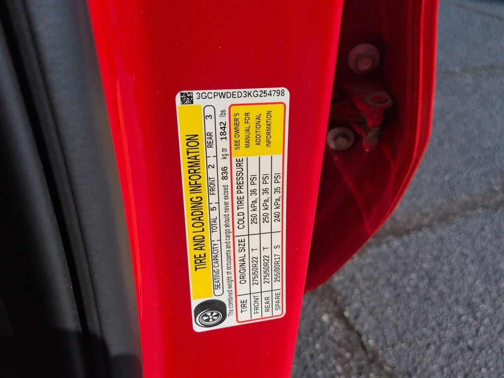 Used 2019 RED HOT Chevrolet RST image 34