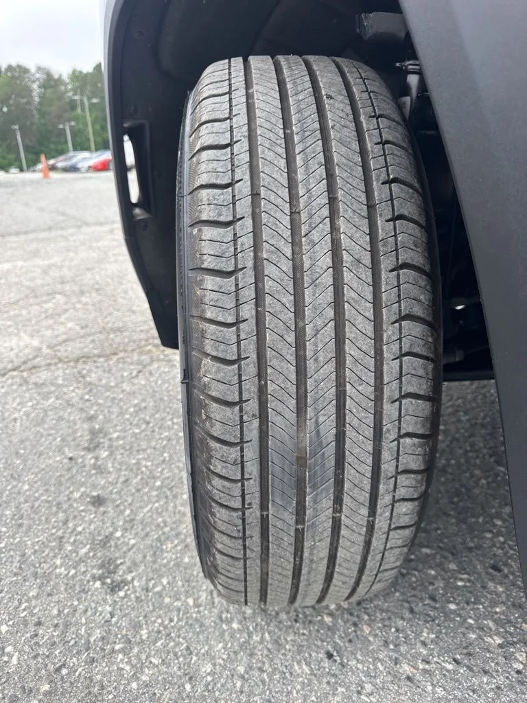Used 2026 Black GMC Elevation image 32