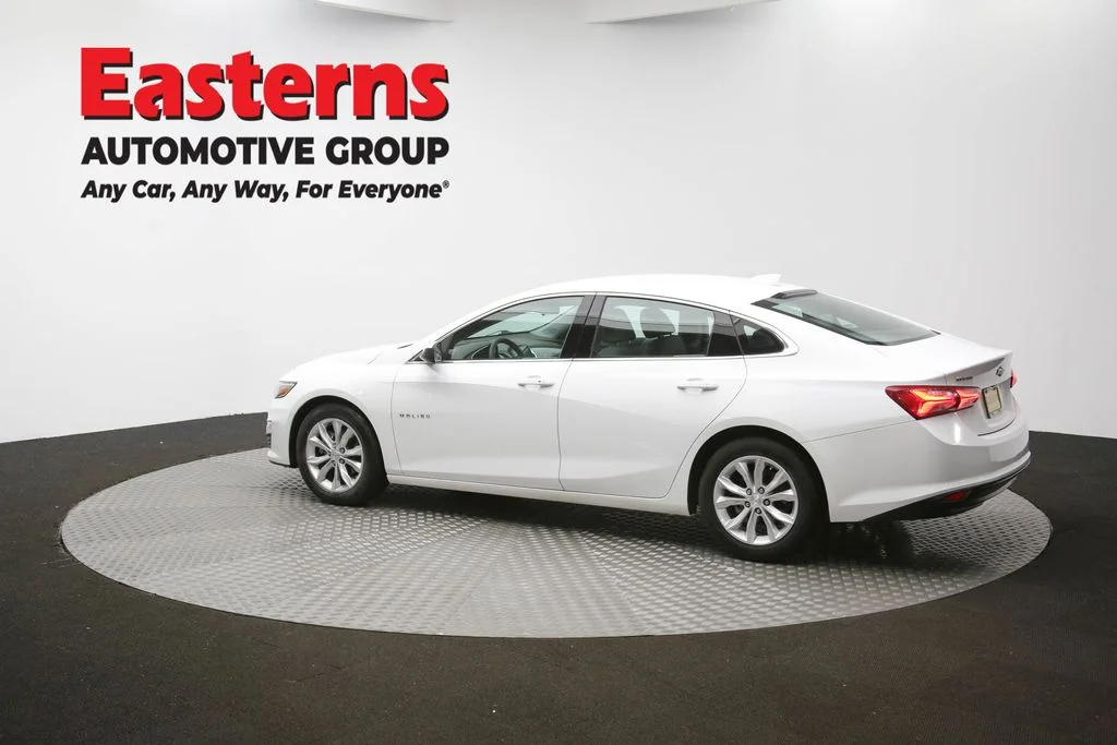 Used 2022 White Chevrolet LT image 59