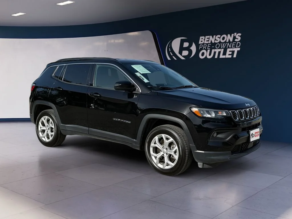 Used 2024 Black Jeep Latitude image 7