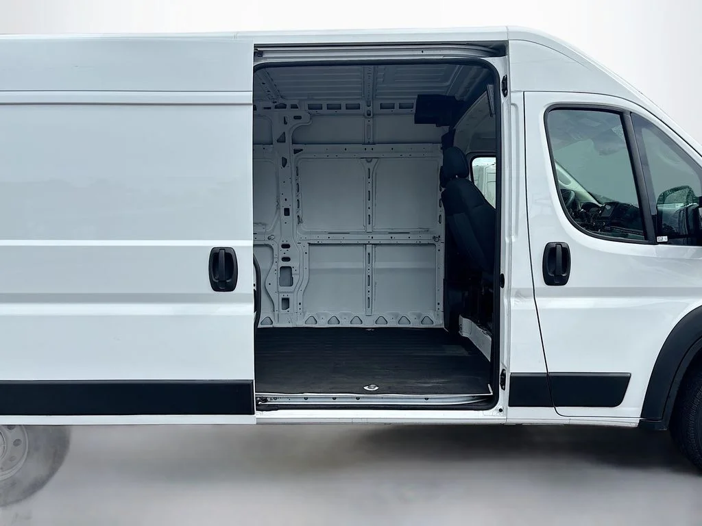 Used 2023 White Ram High Roof image 16