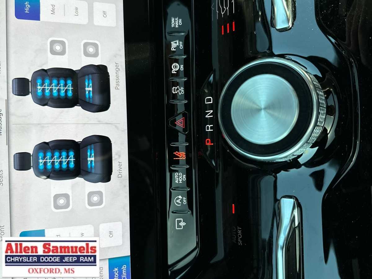 2026 Jeep Grand Wagoneer Summit Obsidian - Photo 36