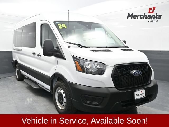 Used 2024 White Ford XL image 1