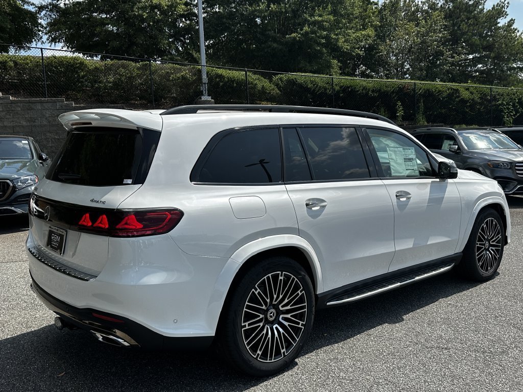 New 2027 MANUFAKTUR Moonlight White Metallic Mercedes-Benz GLS 450 image 46