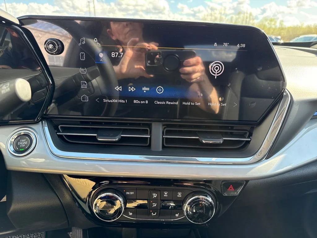 2026 Chevrolet Trax LT - Photo 15