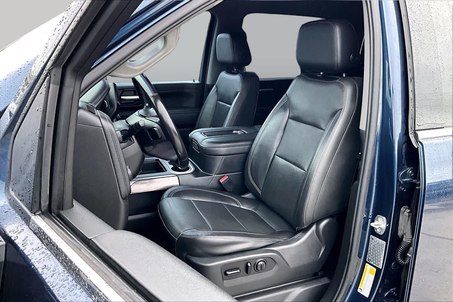Used 2020 Northsky Blue Metallic Chevrolet LTZ image 12