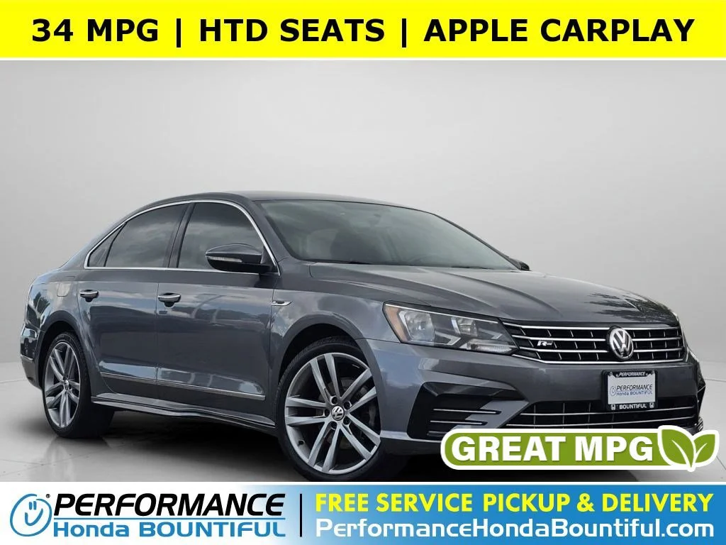 2017 Volkswagen Passat 1.8T R-Line w/ Comfort Pkg. Auto's photo
