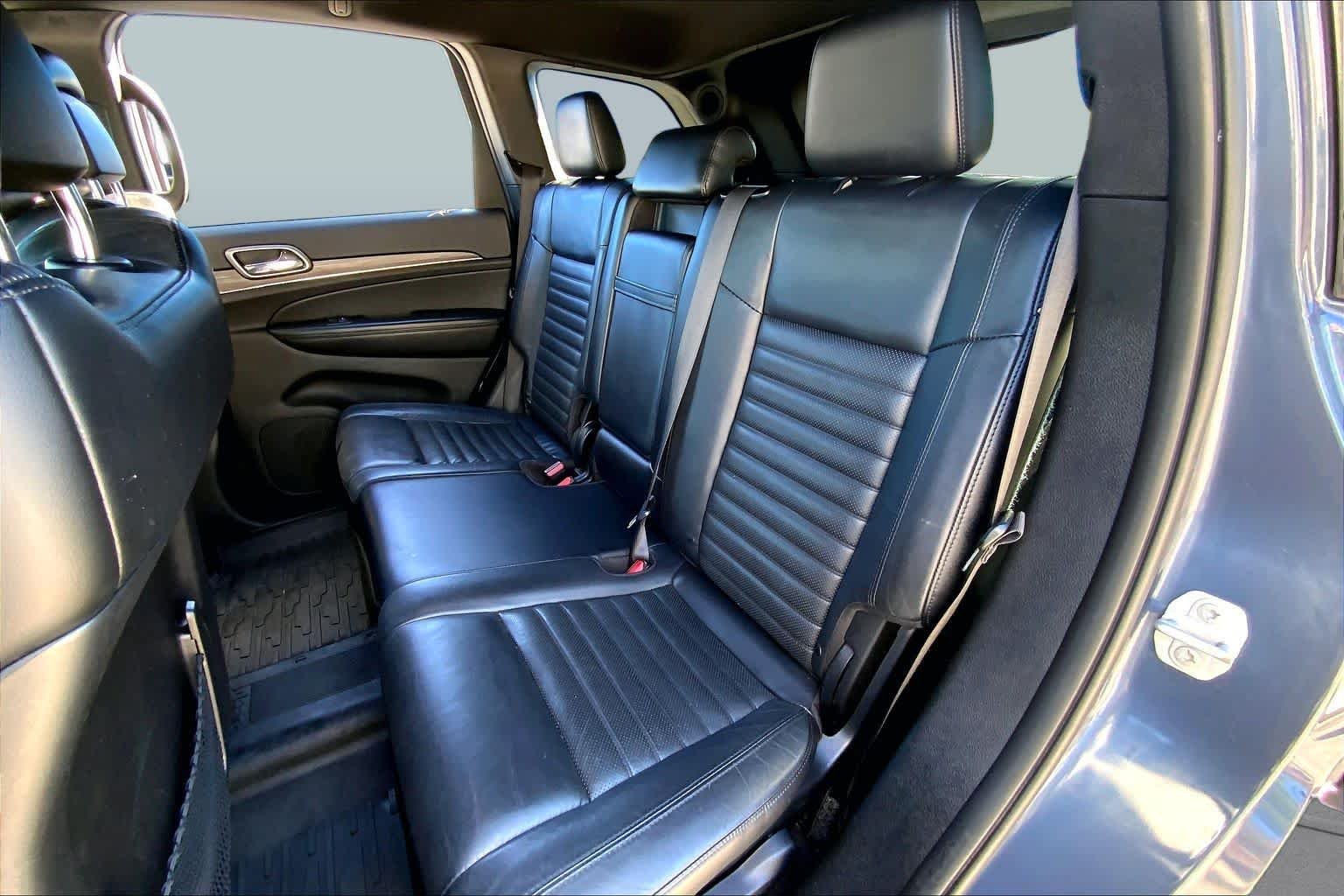 Used 2020 Slate Blue Pearlcoat Jeep Limited X image 21