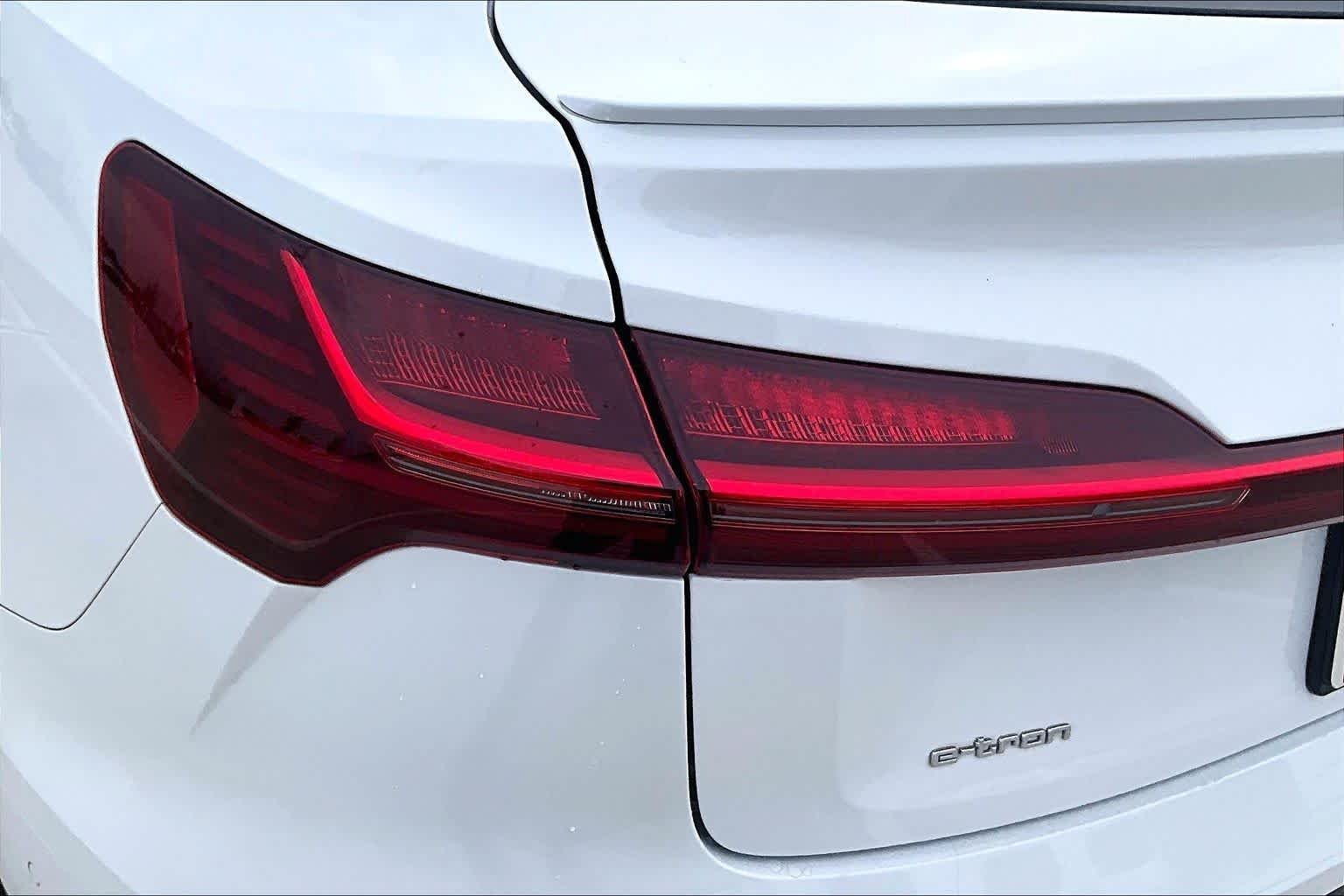 Used 2021 Glacier White Metallic Audi Premium Plus image 27