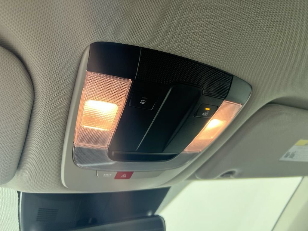 2026 Kia Sorento LX - Photo 19