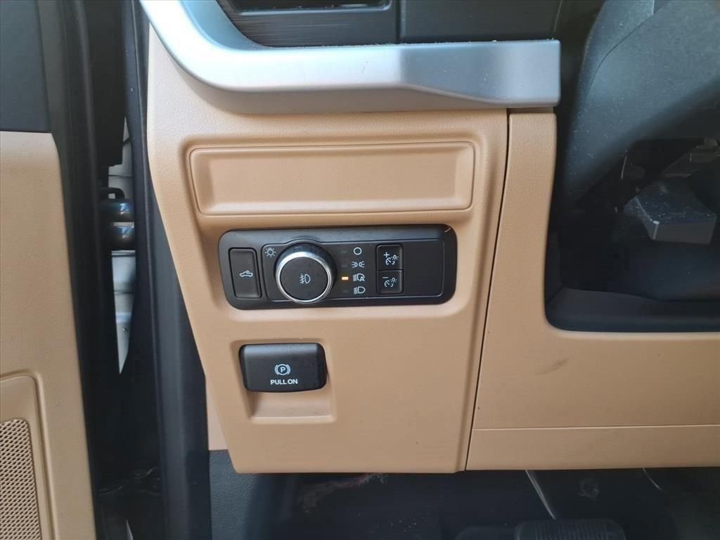 2023 Ford F-150 XLT - Photo 16