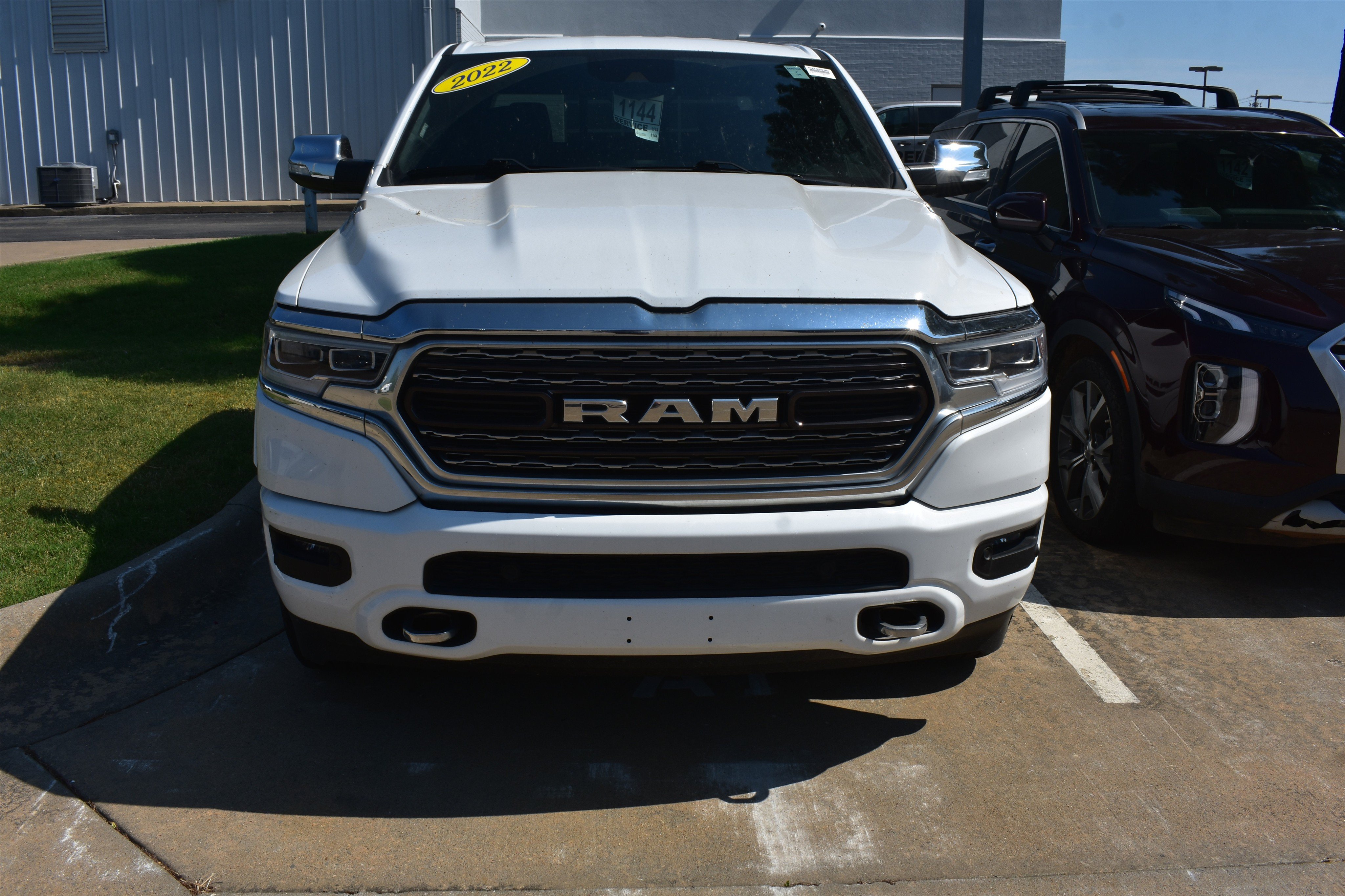 Used 2022 RAM Ram 1500 Pickup Limited with VIN 1C6SRFHT8NN296290 for sale in Little Rock